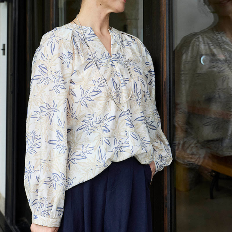 Buddha Stones Blue Beige Flowers Notched Design Long Sleeve Women's Shirt For Older Adults