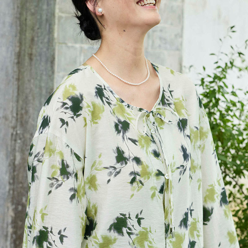 Buddha Stones Green Floral Leaves Lace-Up Buttons Long Sleeve Women's Shirt For Older Adults