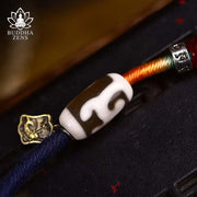 Exquisite Purely Handmade Agate Necklace With Adjustable Collarbone Chain And Dapeng Bird Eye Dzi Beads Pendant Ideal