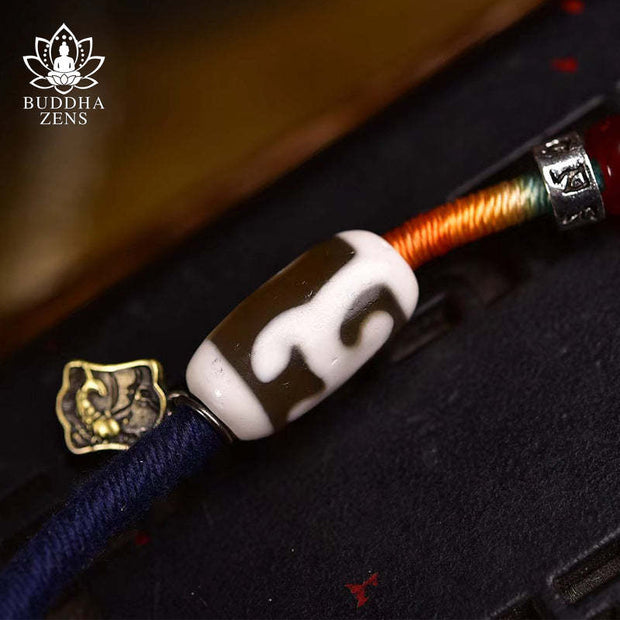 Exquisite Purely Handmade Agate Necklace With Adjustable Collarbone Chain And Dapeng Bird Eye Dzi Beads Pendant Ideal