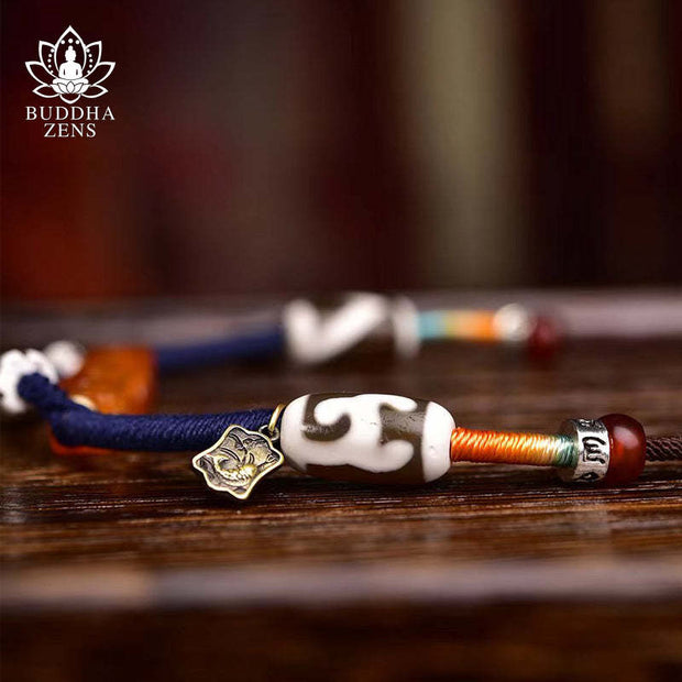 Exquisite Purely Handmade Agate Necklace With Adjustable Collarbone Chain And Dapeng Bird Eye Dzi Beads Pendant Ideal